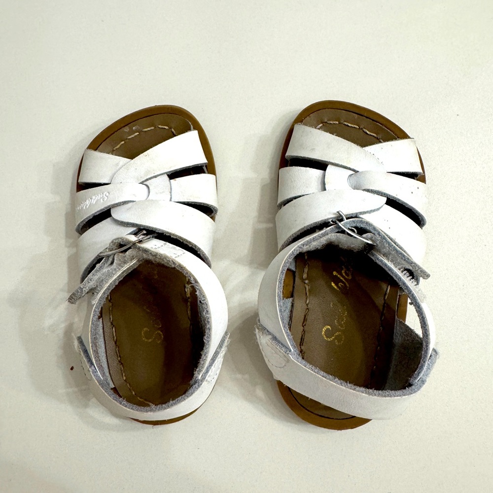 Saltwater sandals